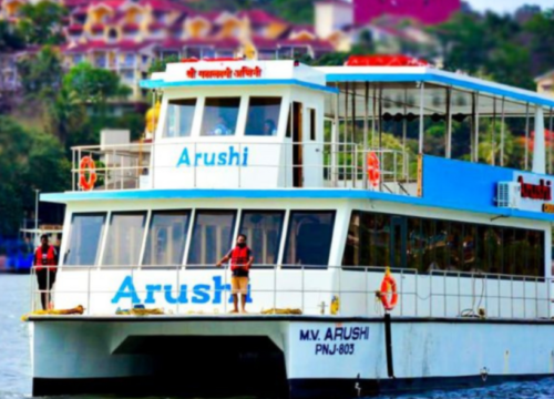 Arushi Private Boat